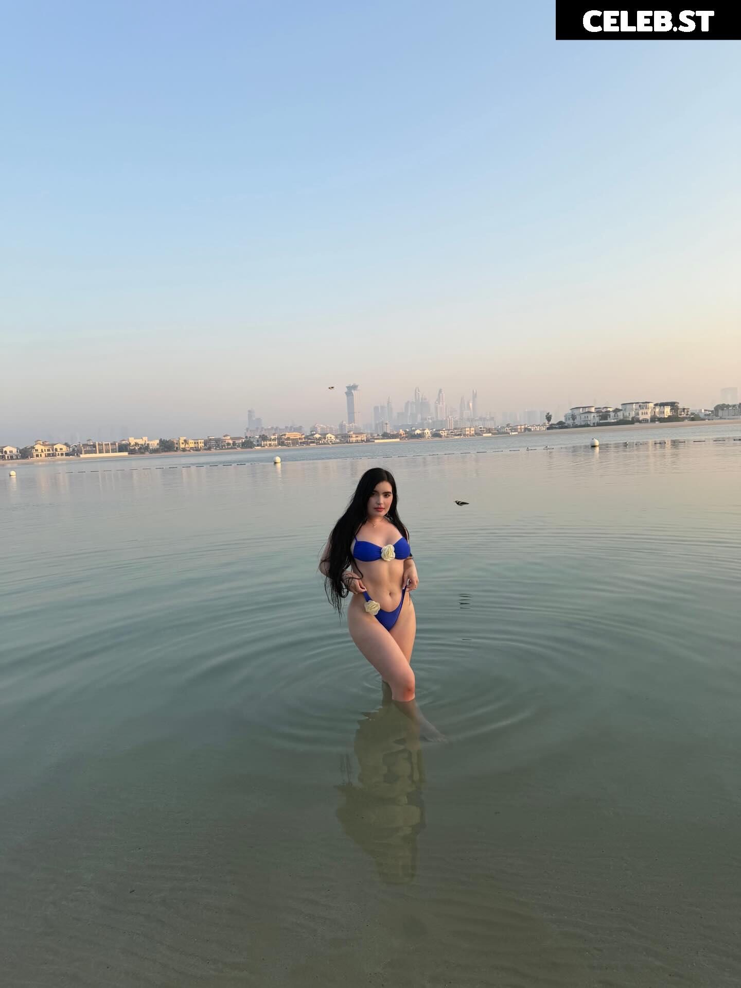 Yanet Gutierrez Image 22772724