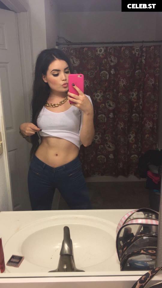 Yanet Gutierrez Image 22772701