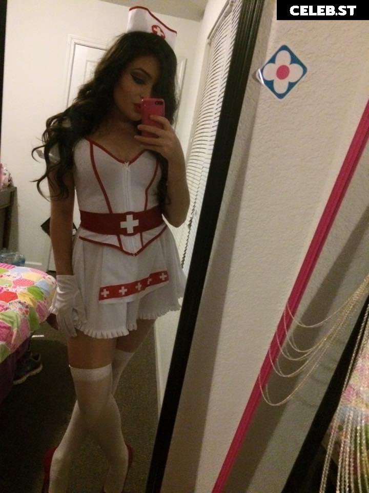 Yanet Gutierrez Image 22772682