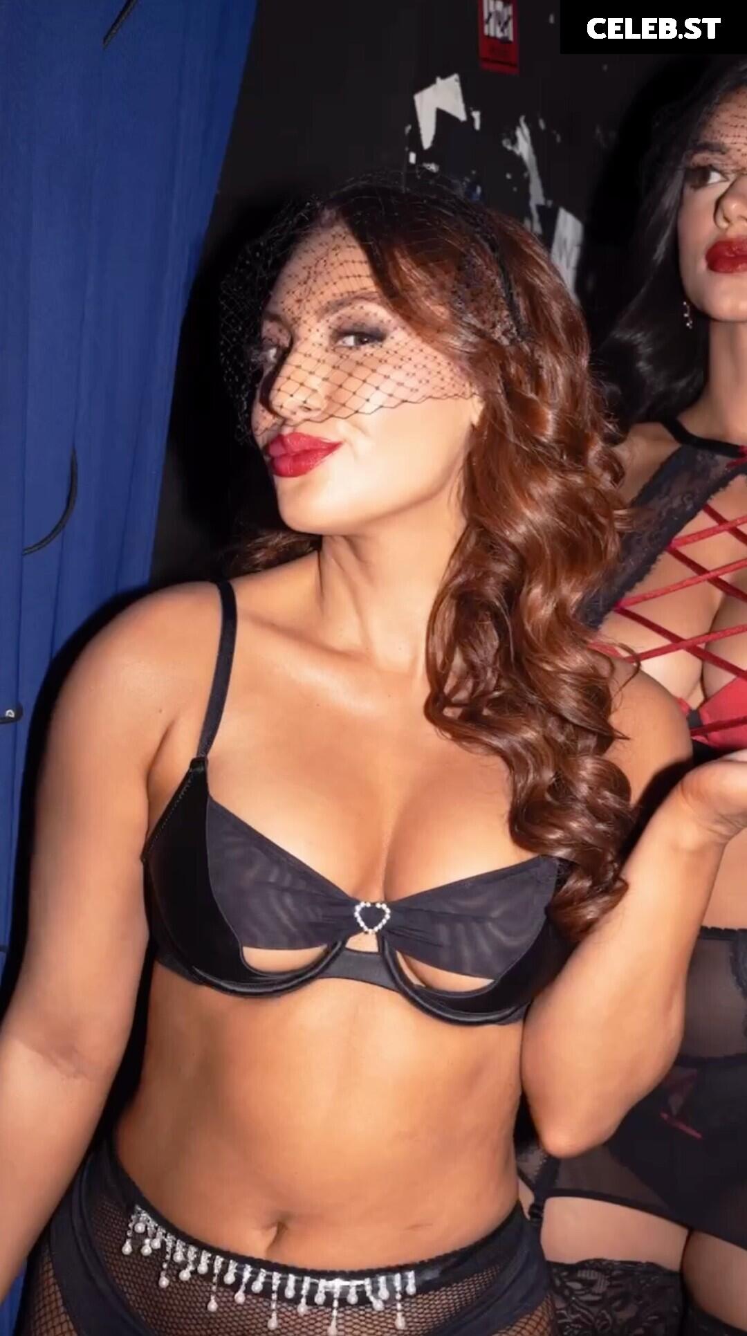 Francia Raisa Image 22743980