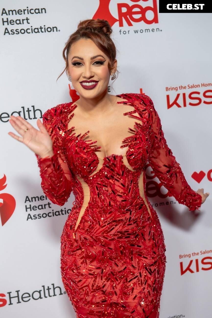 Francia Raisa Image 22743829