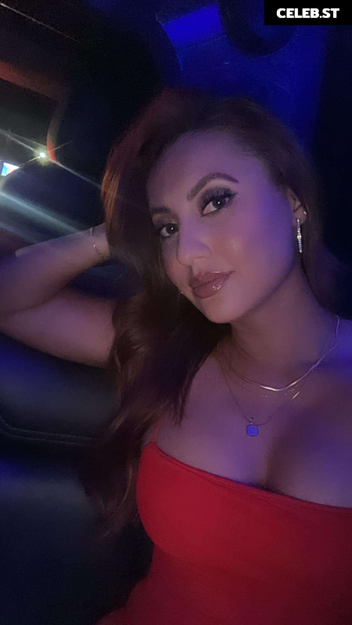 Francia Raisa Image 22743759