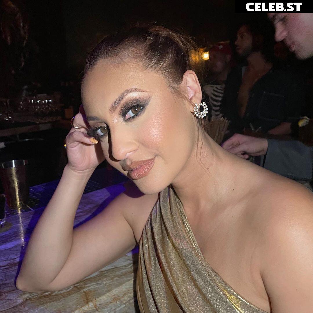 Francia Raisa Image 22743771