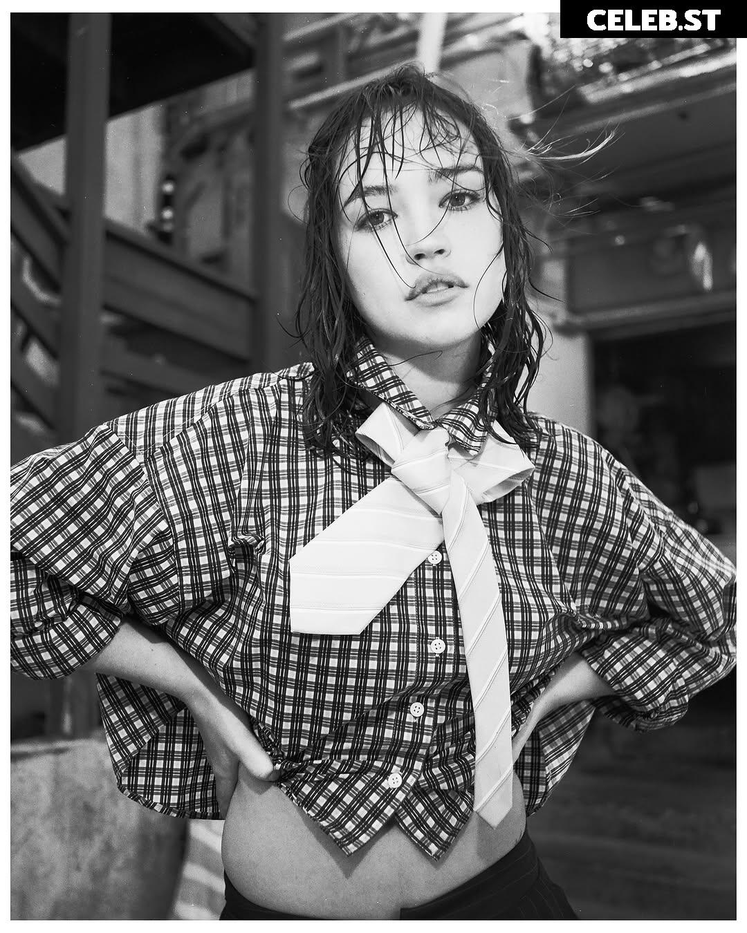 Sadie Stanley Image 22743624