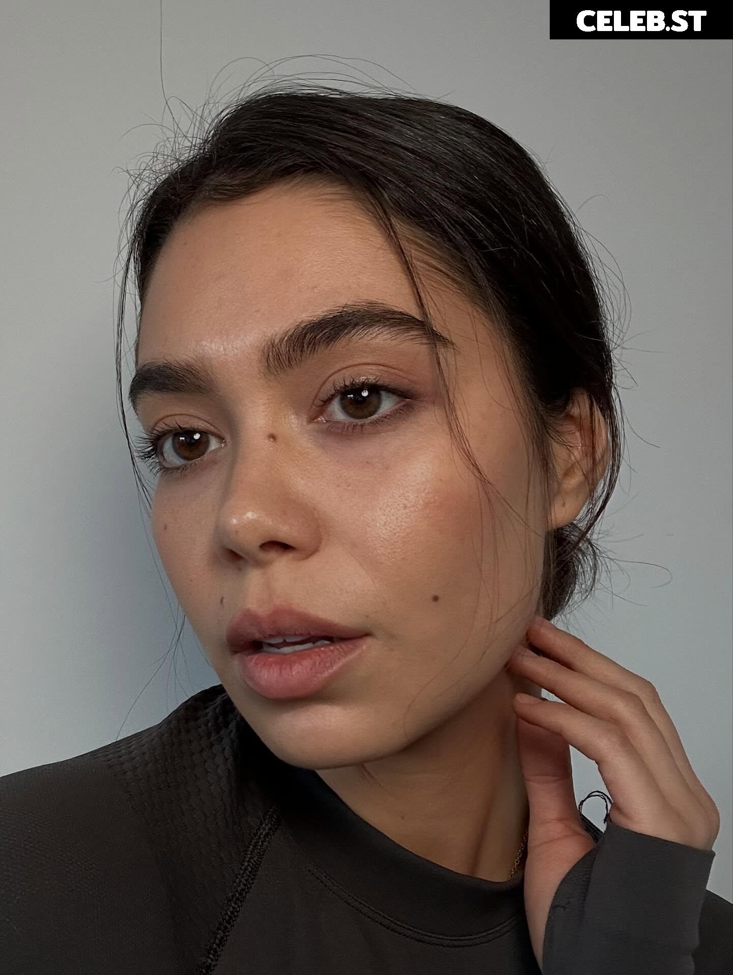 Auli'i Cravalho Image 22742553