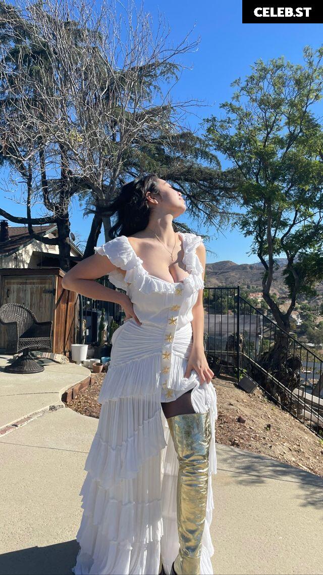 Auli'i Cravalho Image 22742340