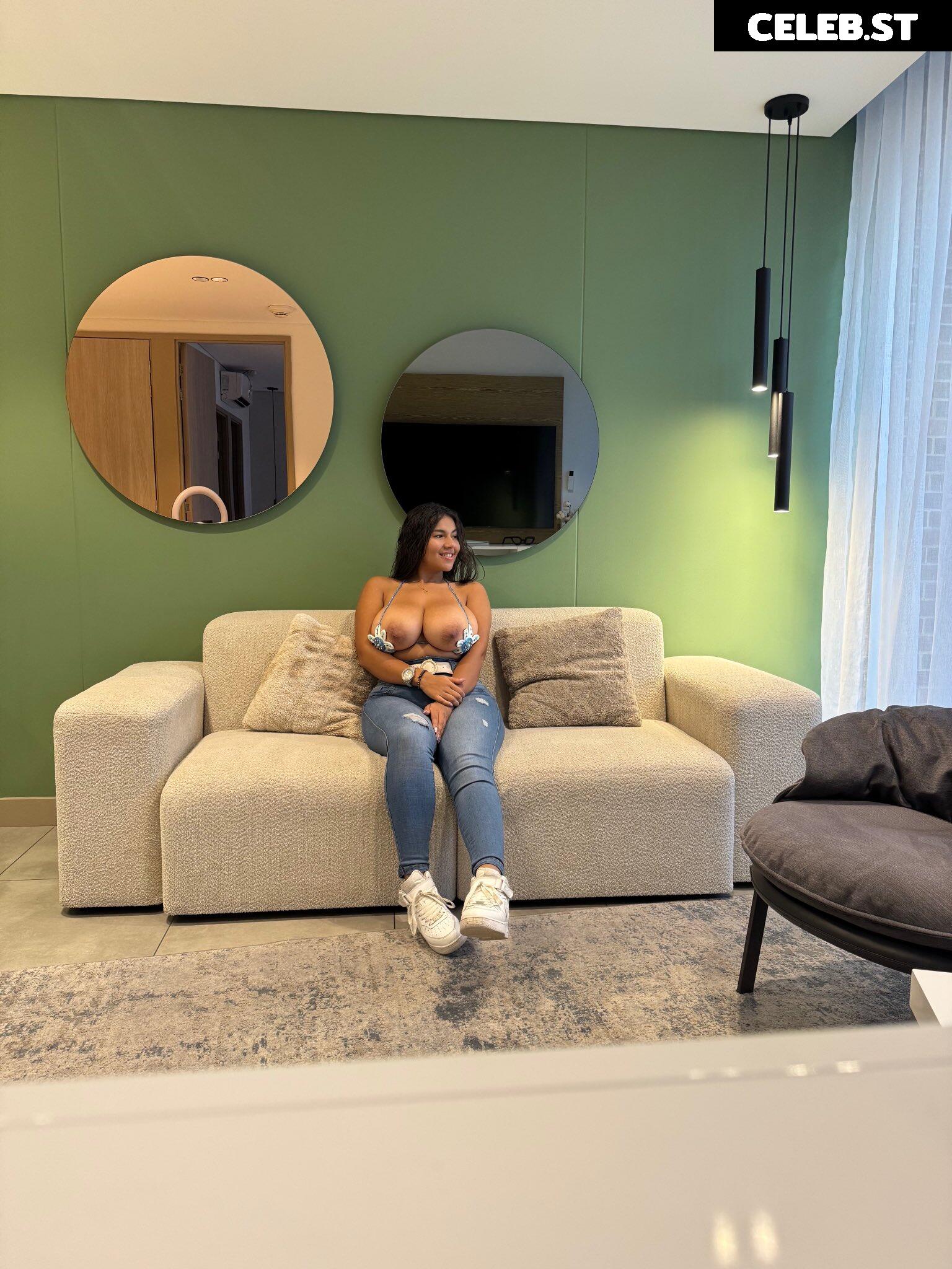 Dasani Delgado | wetlikedasanixo Image 22718625