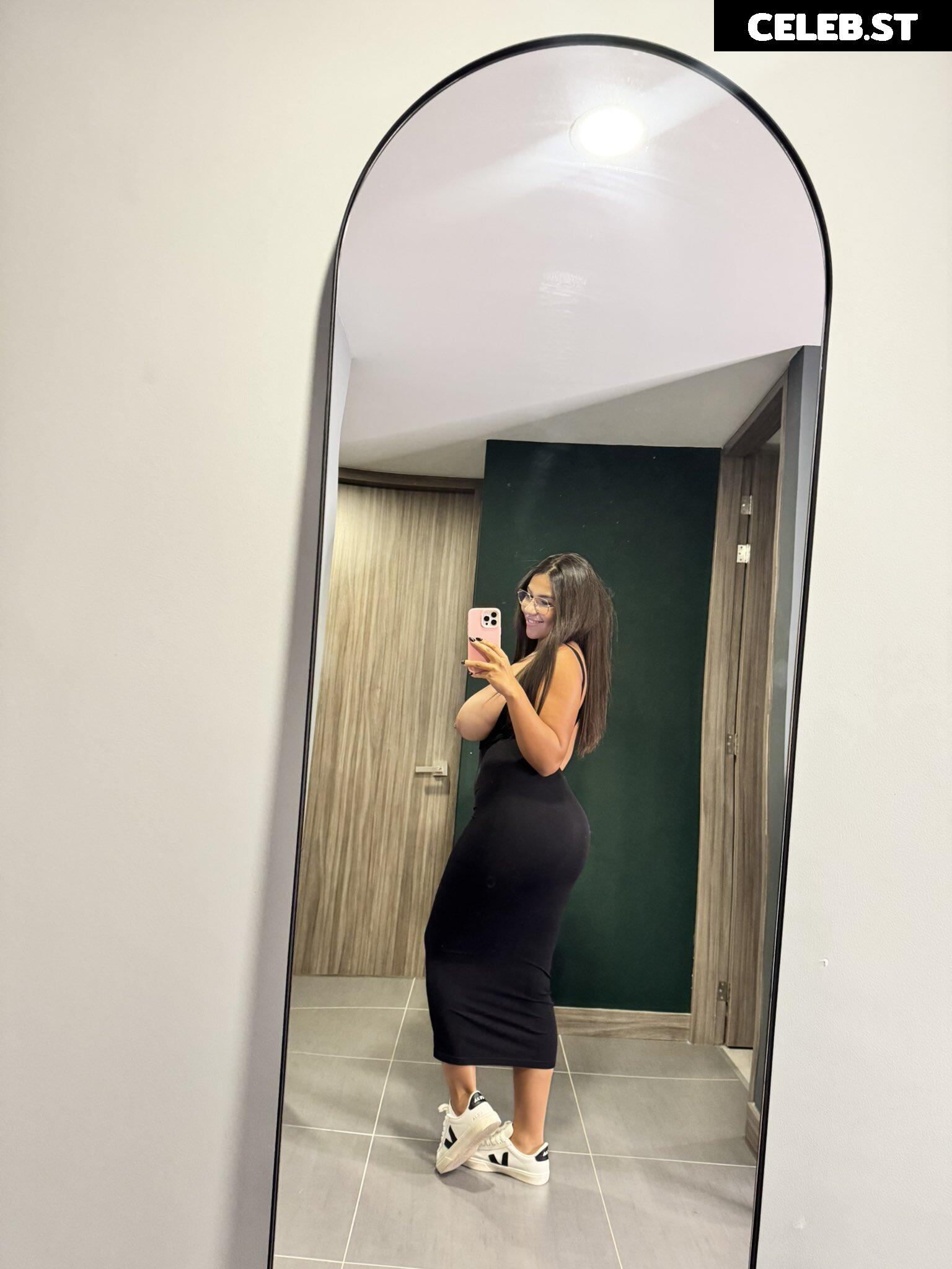 Dasani Delgado | wetlikedasanixo Image 22718648