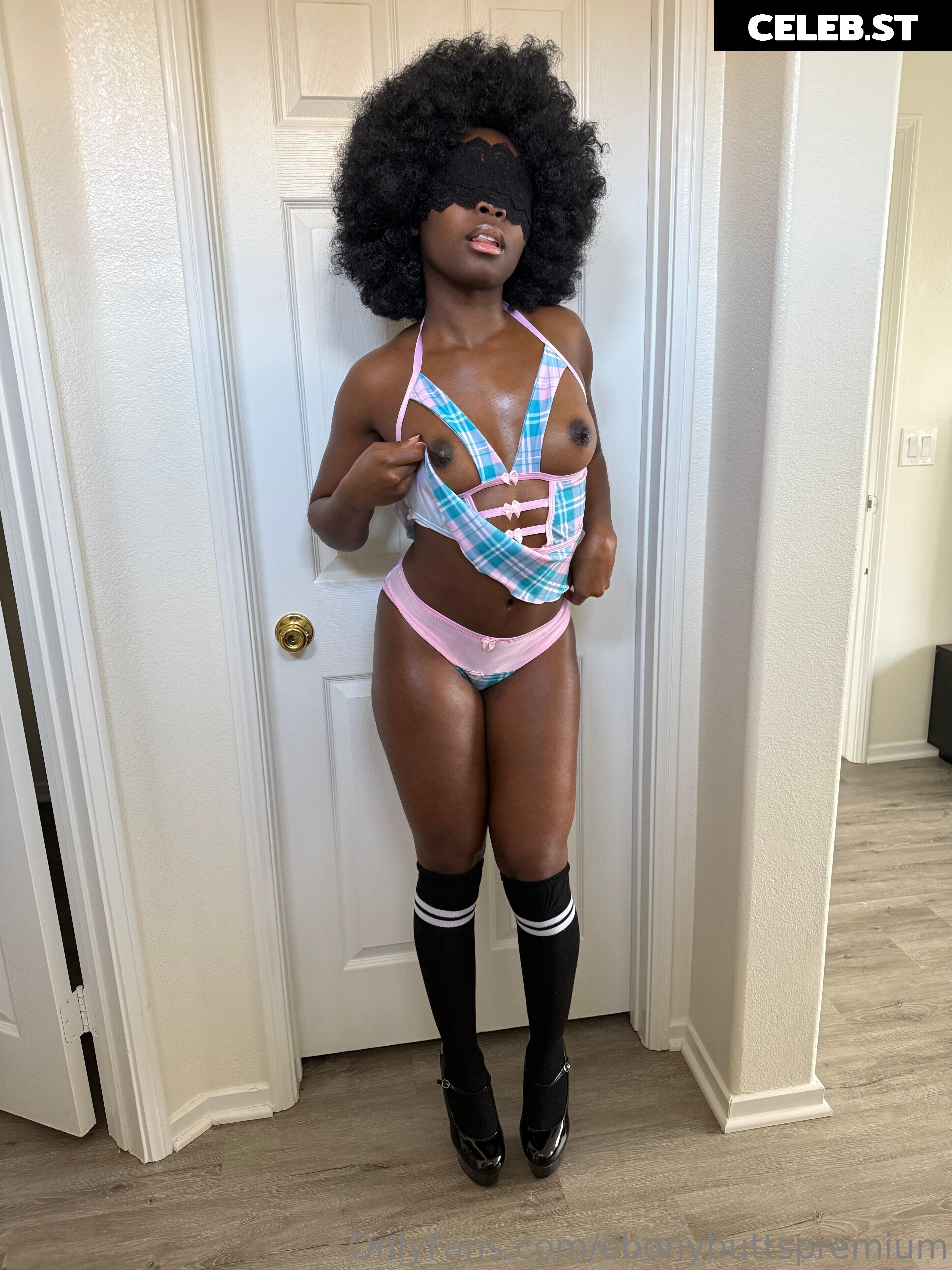 Ebony Butts / PastaToots Image 22717767