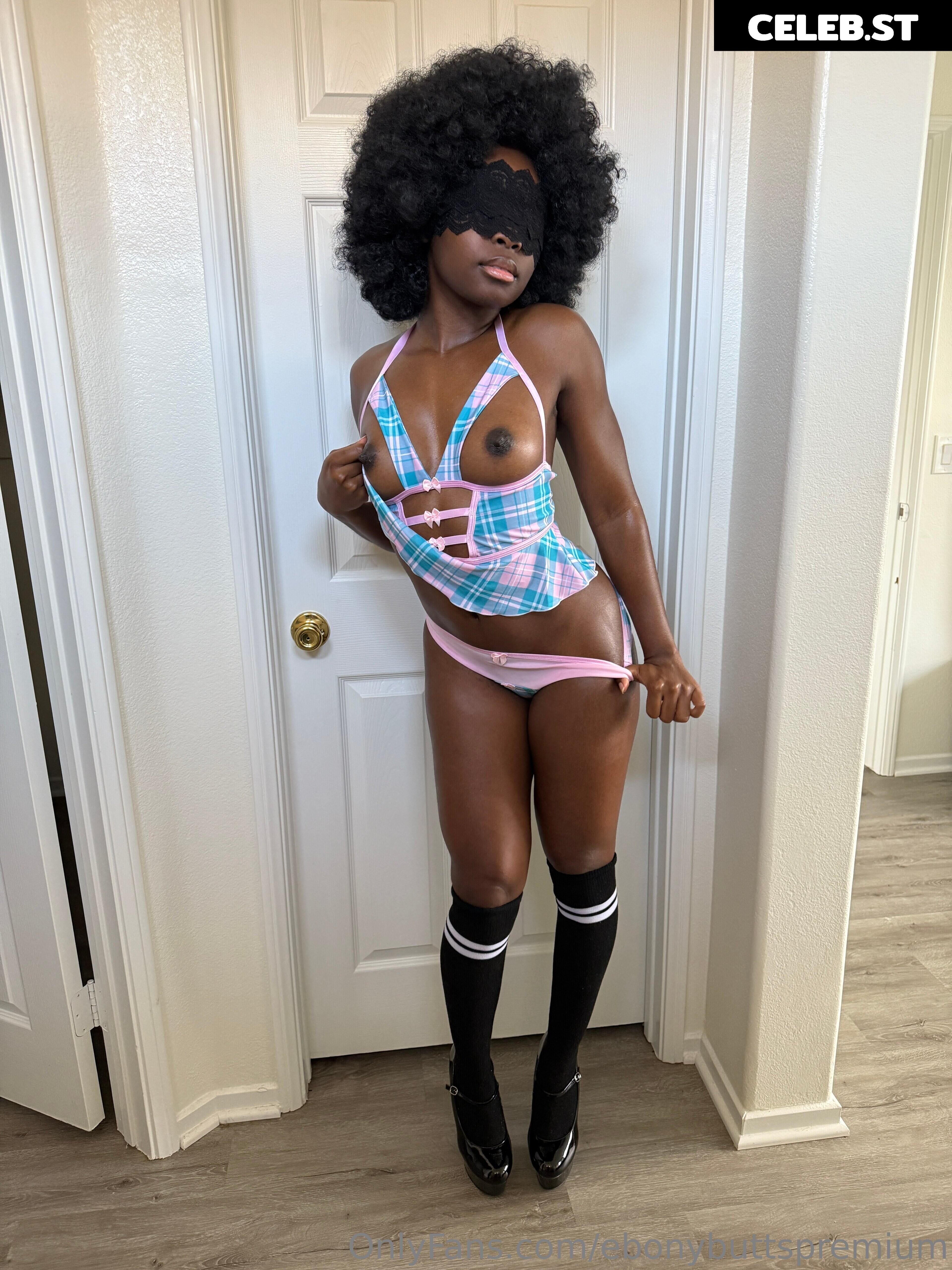 Ebony Butts / PastaToots Image 22717768