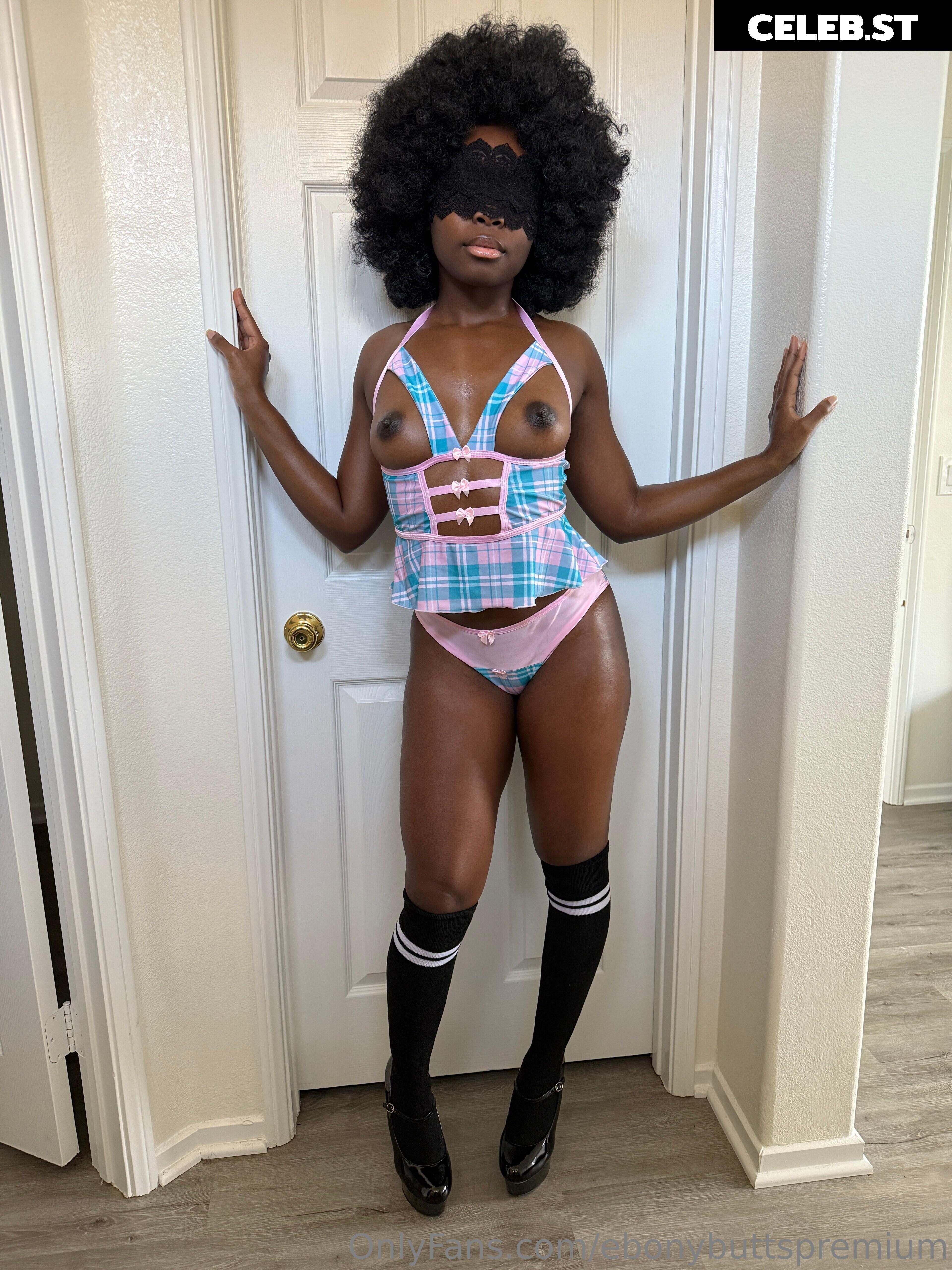 Ebony Butts / PastaToots Image 22717759