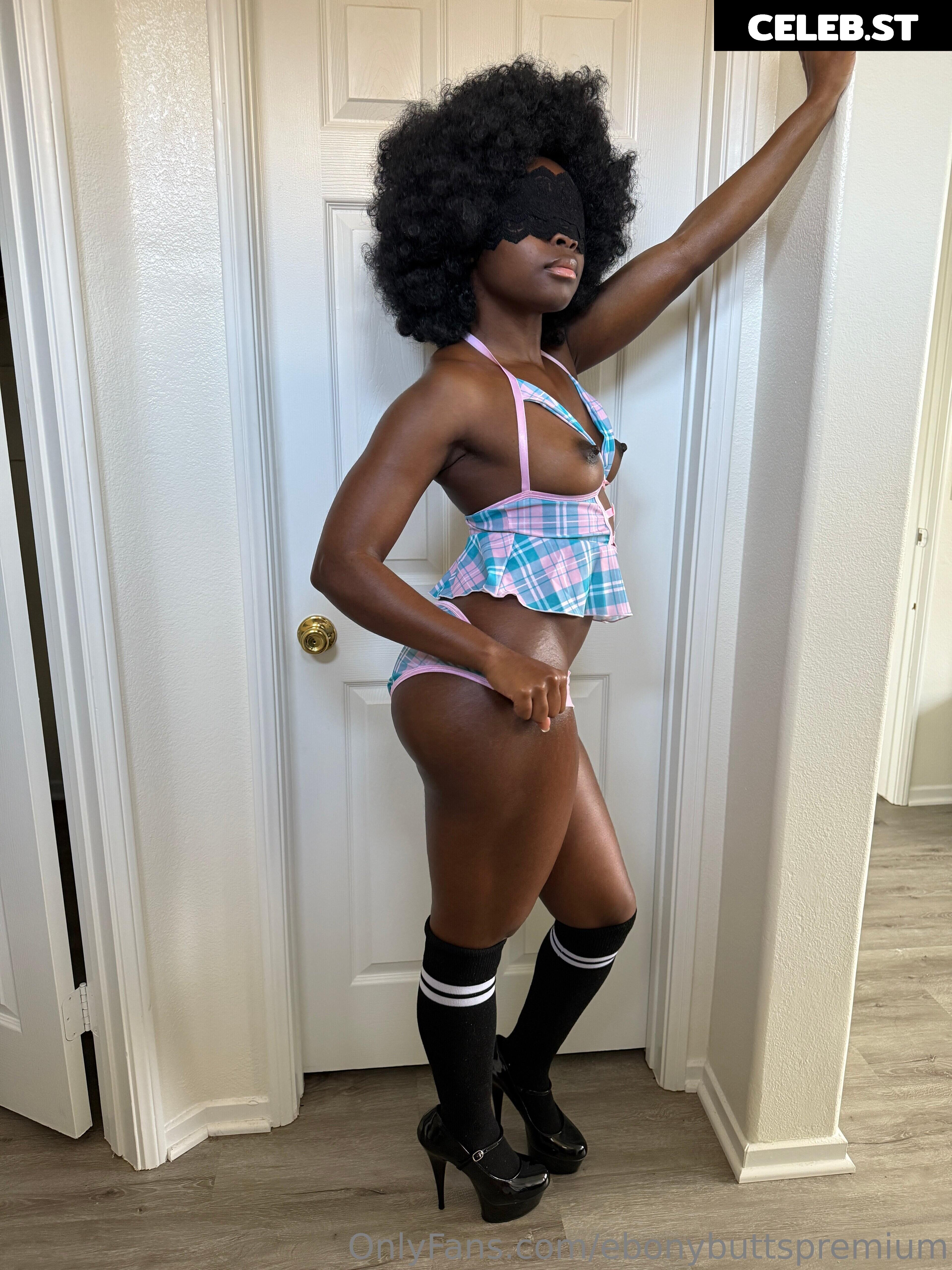 Ebony Butts / PastaToots Image 22717770