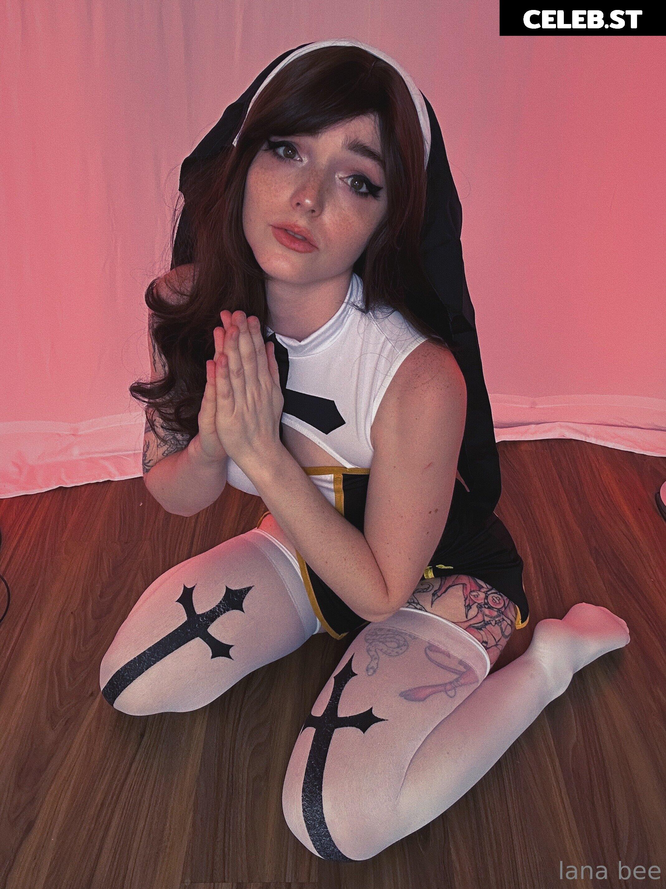 Lana Bee (@lanabeexo) Image 22720969