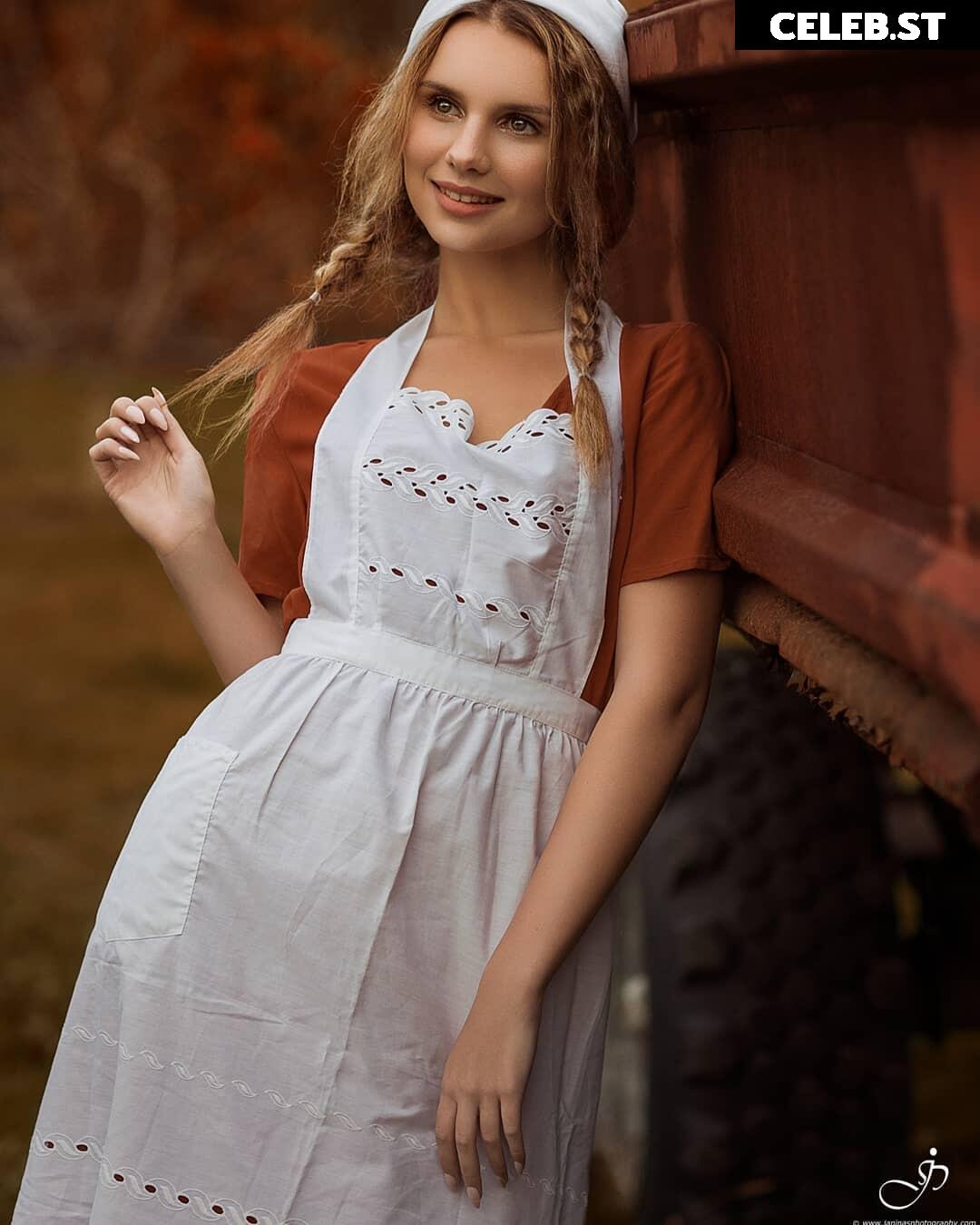 KinkySophiee Image 2273603