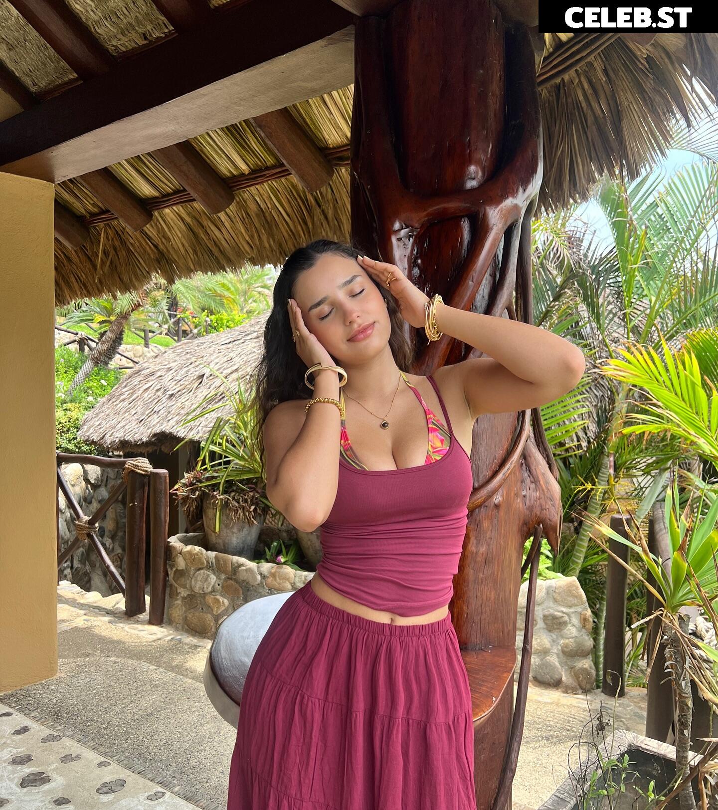 Andrea Chapa / agchapa_ / andreagchapa Image 22732787