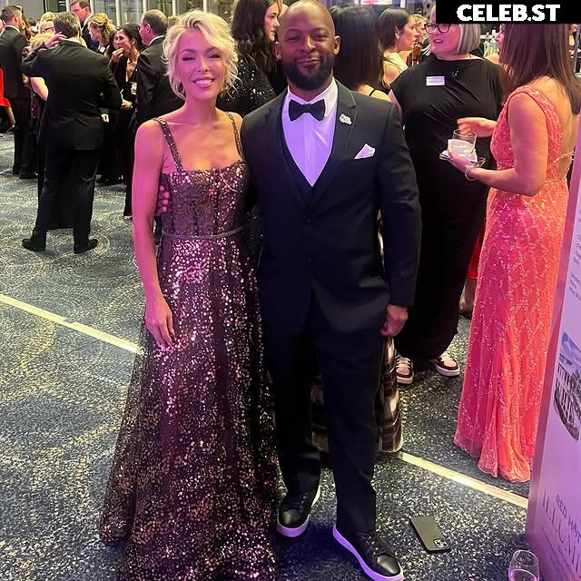 Colleen Wolfe Image 22704128