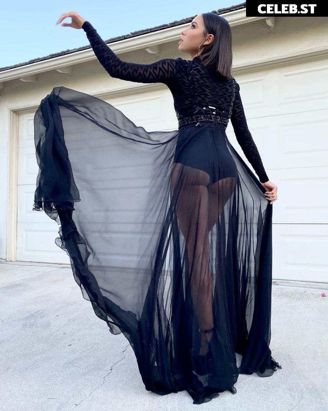 Jurnee Smollett Image 22701567