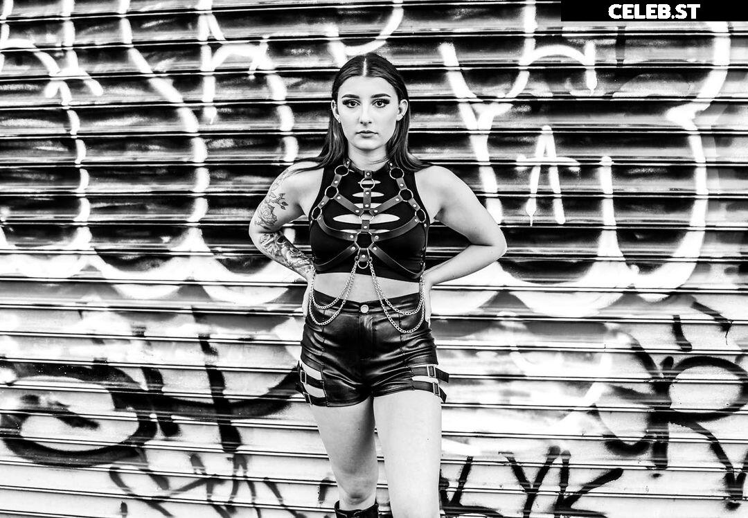 Kasey Karlsen (Singer for Deadlands) Image 22701433
