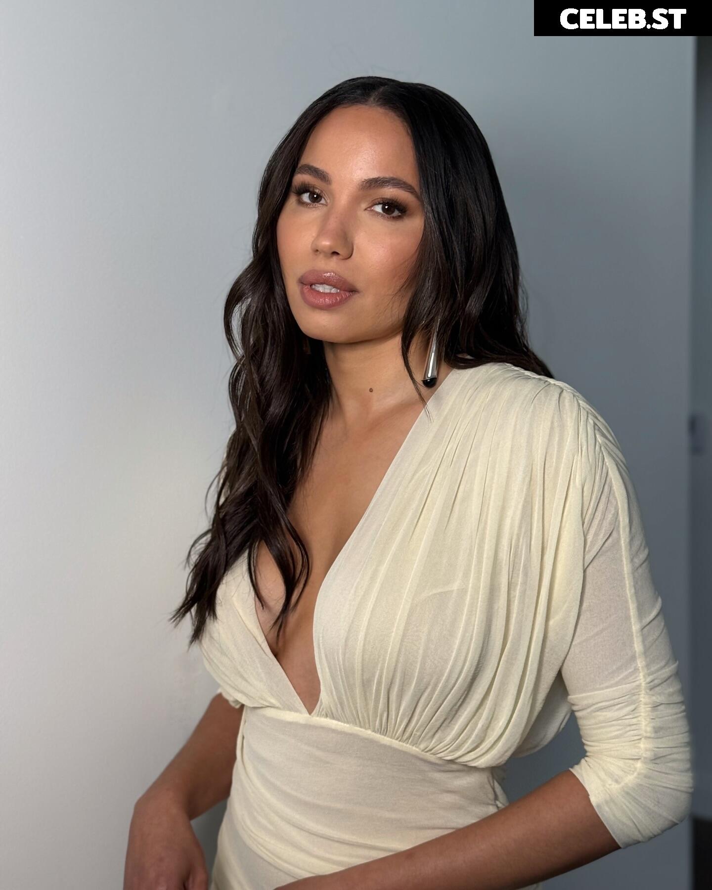 Jurnee Smollett Image 22701637