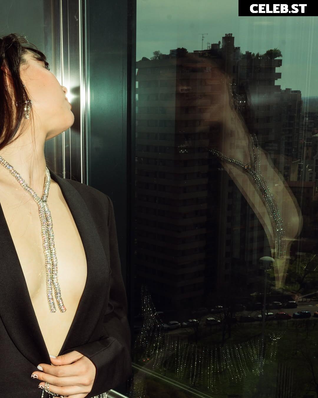 Alessandra Mele Image 22700821