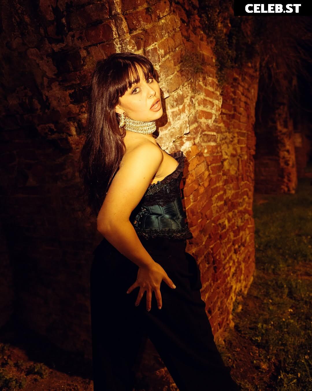 Alessandra Mele Image 22700841