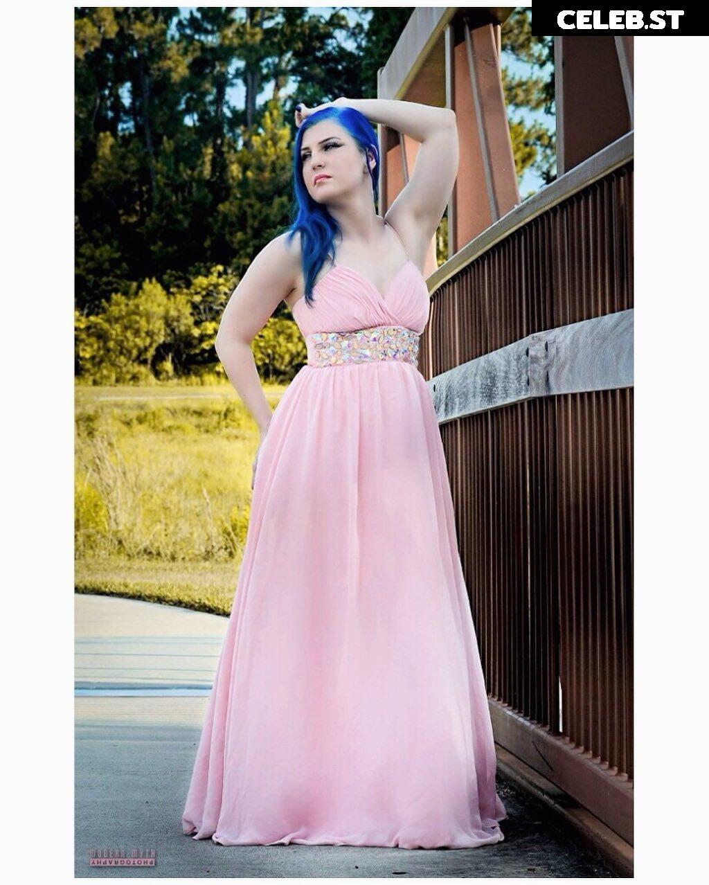 Leva Bates Image 22703651