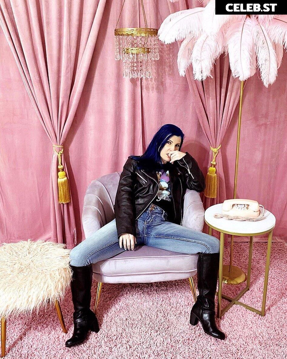 Leva Bates Image 22703657