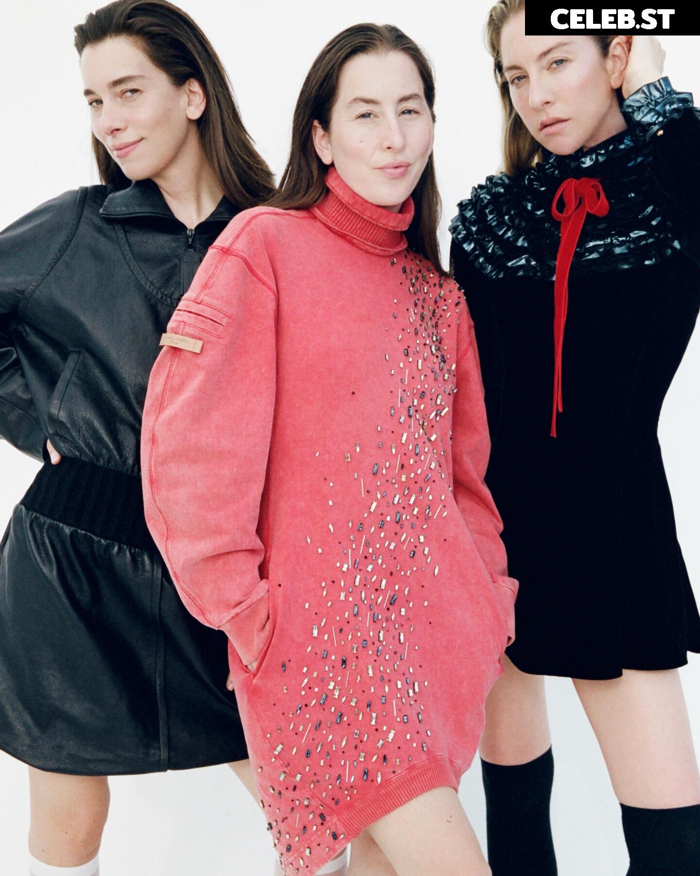 Haim Sisters Image 22702148