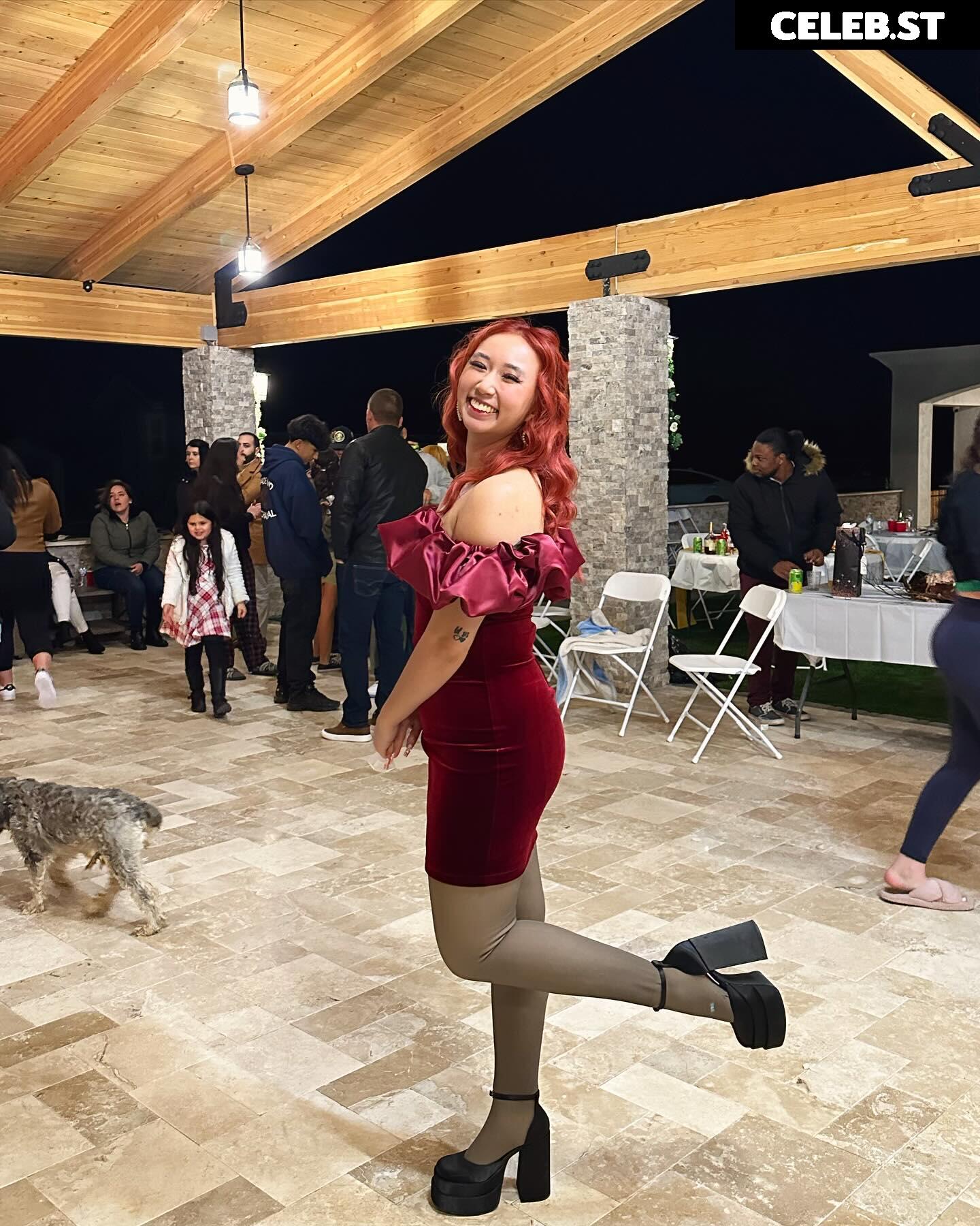 Sophia Phan / EatMyPhannnie / Sophiaphannn Image 22798527