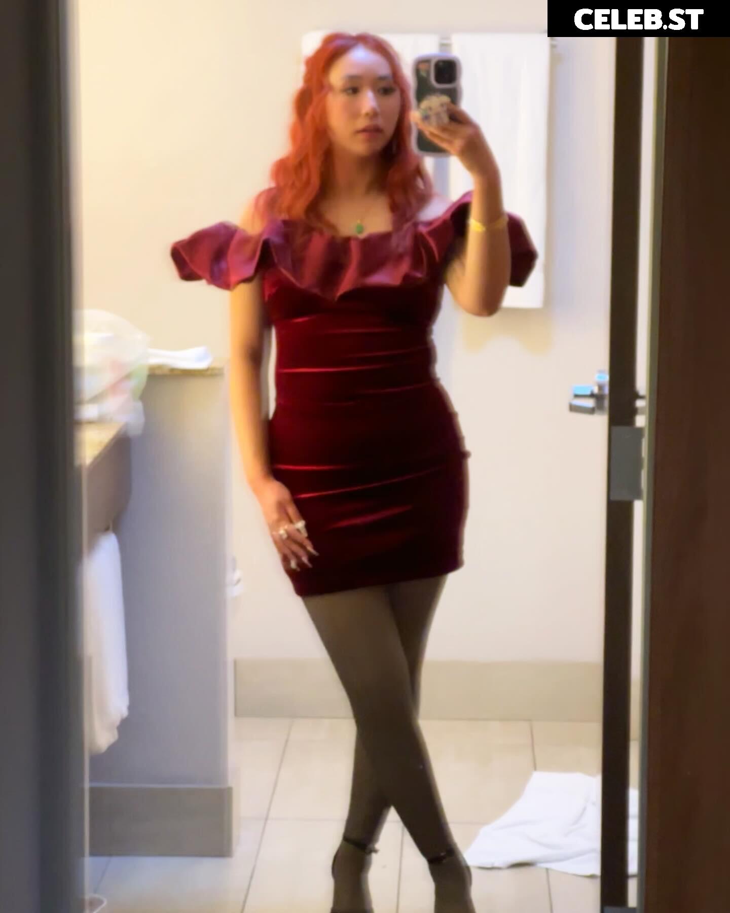 Sophia Phan / EatMyPhannnie / Sophiaphannn Image 22798529