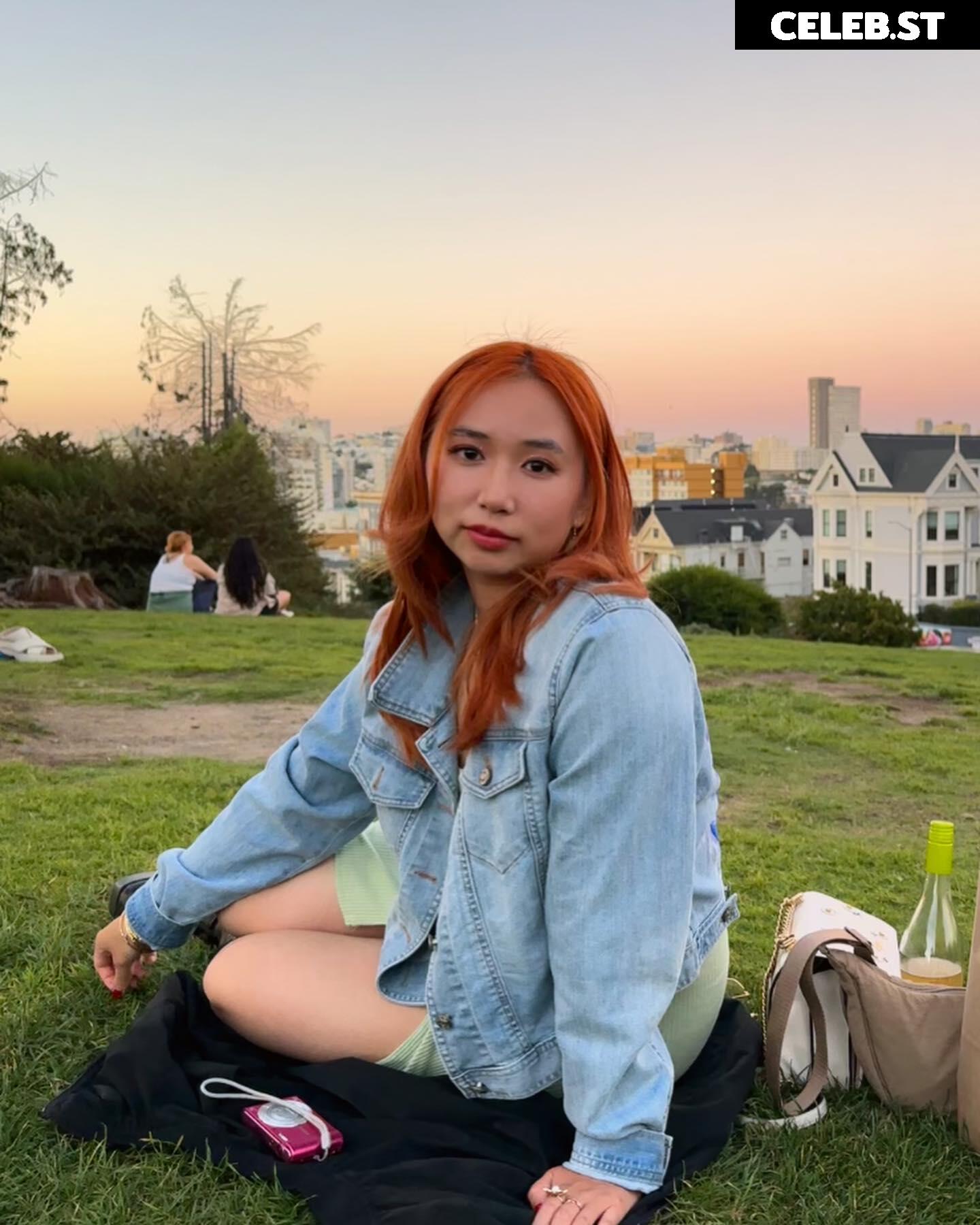 Sophia Phan / EatMyPhannnie / Sophiaphannn Image 22798513