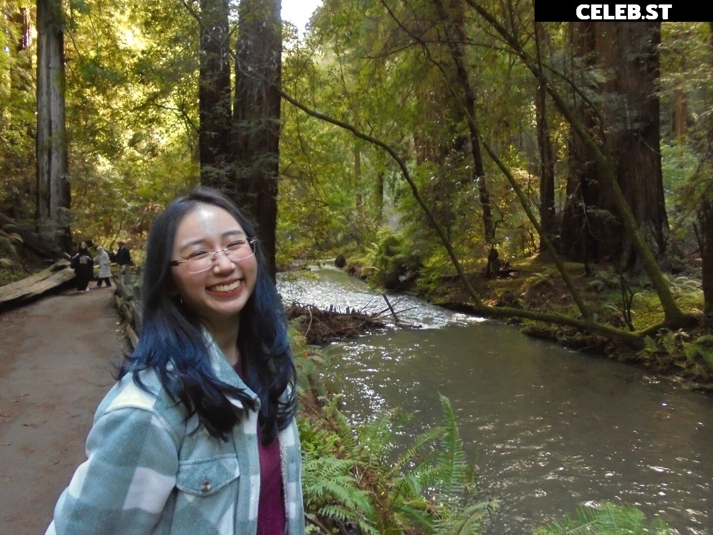 Sophia Phan / EatMyPhannnie / Sophiaphannn Image 22798771