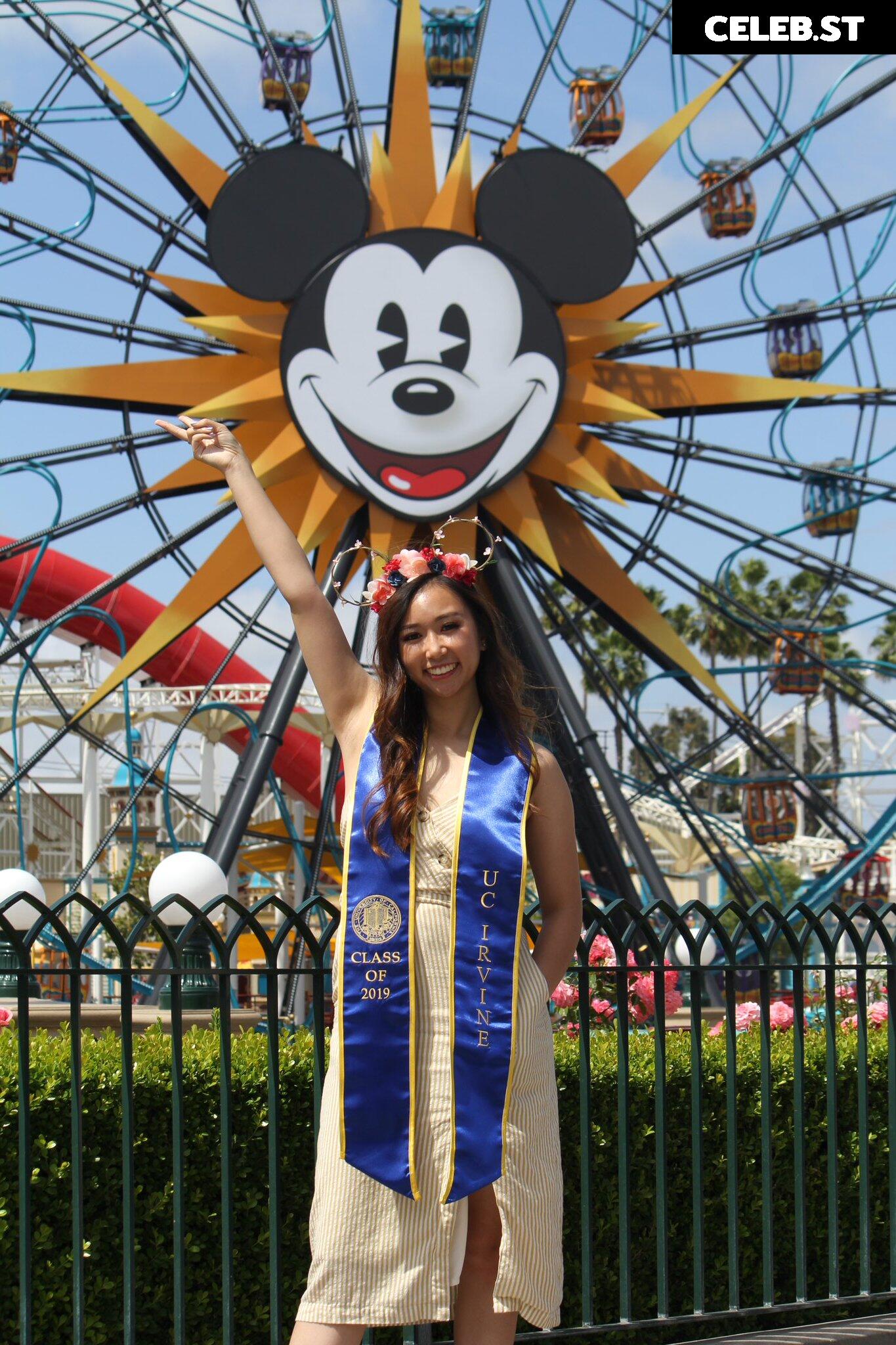 Sophia Phan / EatMyPhannnie / Sophiaphannn Image 22798120