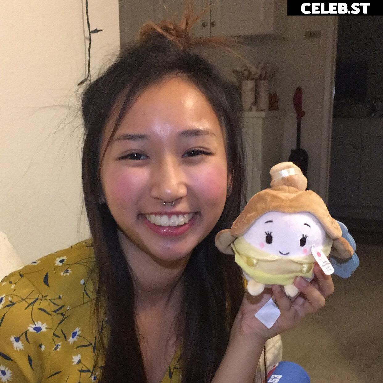 Sophia Phan / EatMyPhannnie / Sophiaphannn Image 22798009