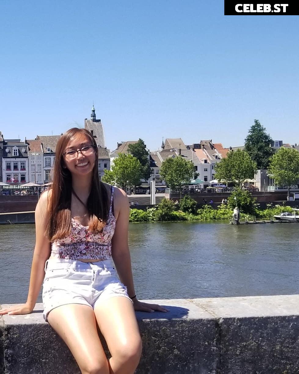 Sophia Phan / EatMyPhannnie / Sophiaphannn Image 22798062