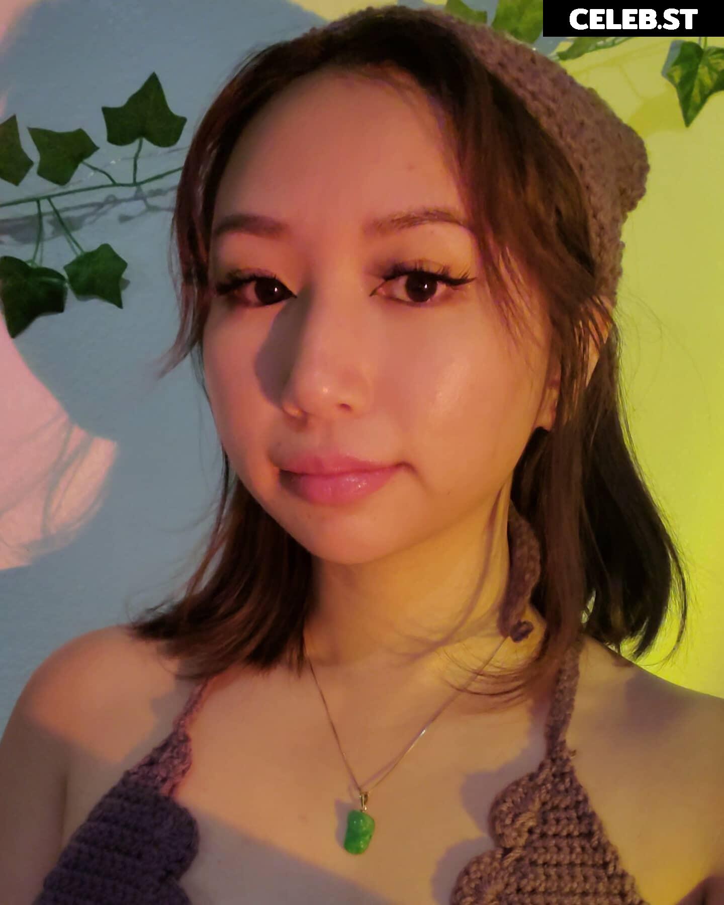 Sophia Phan / EatMyPhannnie / Sophiaphannn Image 22798294