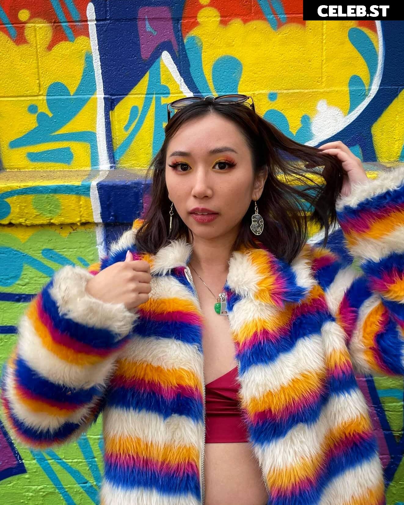 Sophia Phan / EatMyPhannnie / Sophiaphannn Image 22798285