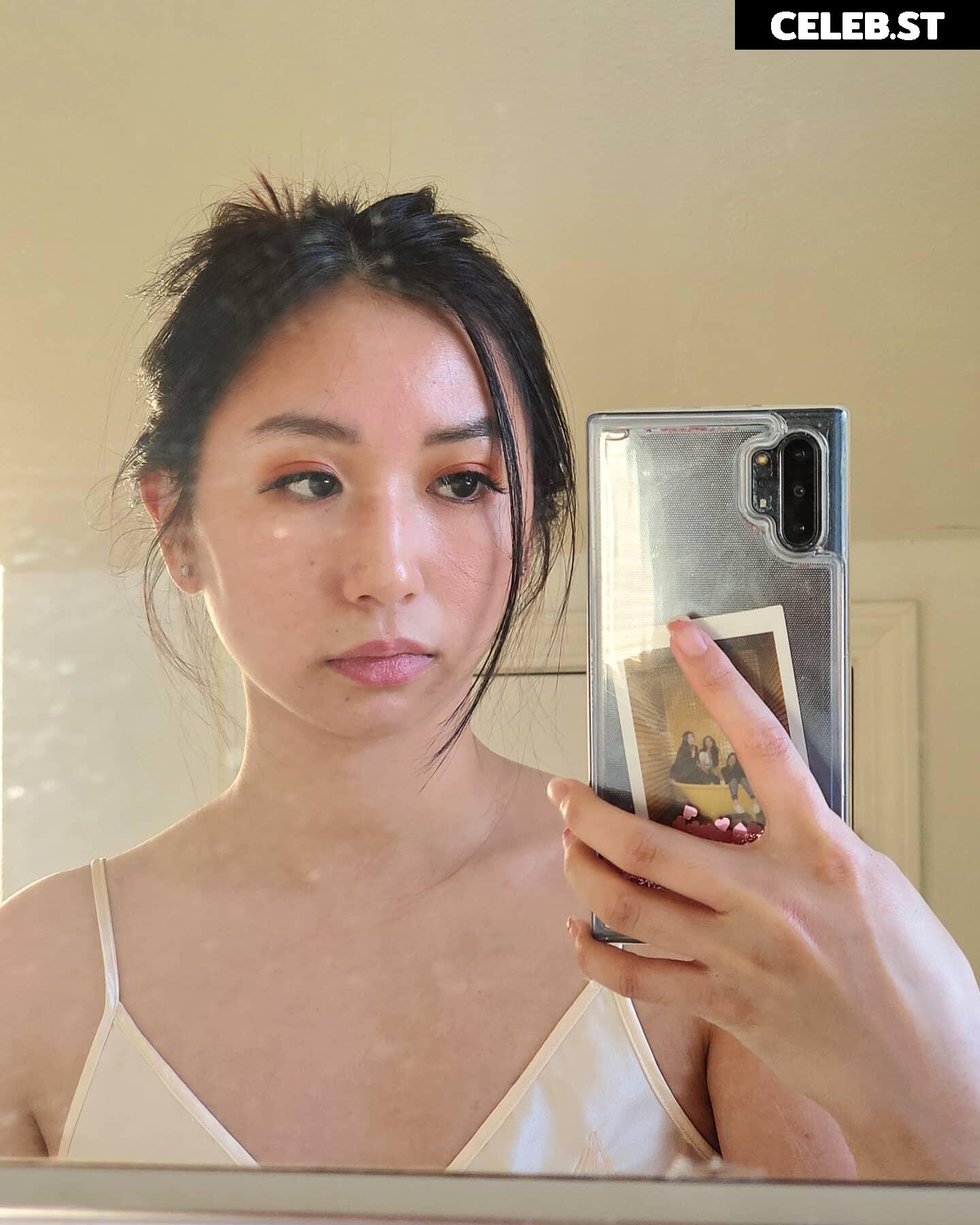 Sophia Phan / EatMyPhannnie / Sophiaphannn Image 22798220