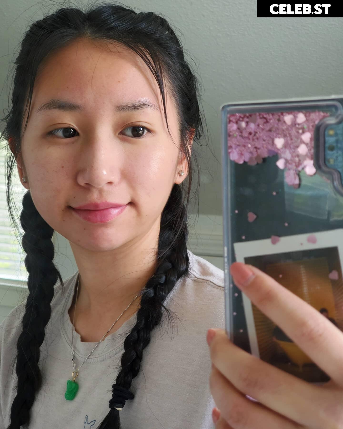 Sophia Phan / EatMyPhannnie / Sophiaphannn Image 22798210