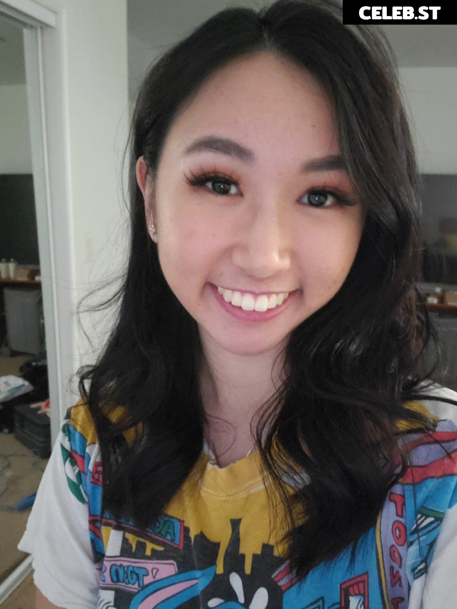 Sophia Phan / EatMyPhannnie / Sophiaphannn Image 22798235