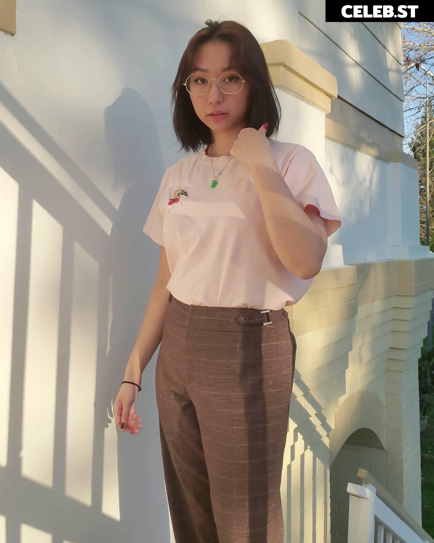 Sophia Phan / EatMyPhannnie / Sophiaphannn Image 22798261