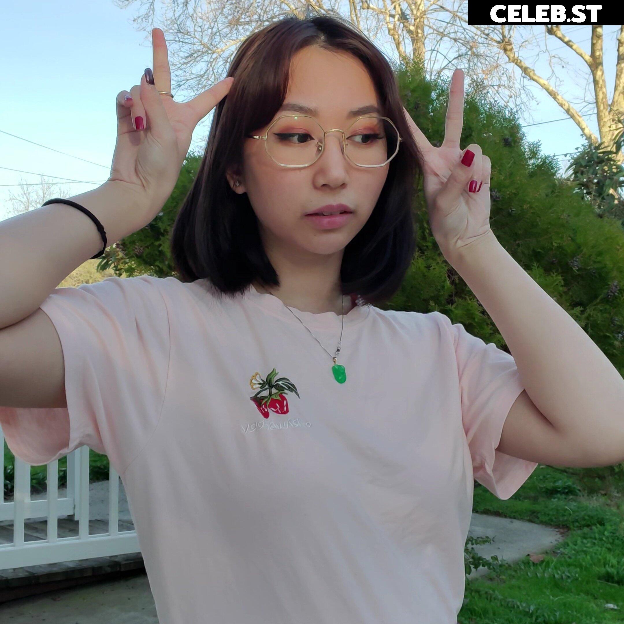 Sophia Phan / EatMyPhannnie / Sophiaphannn Image 22798260