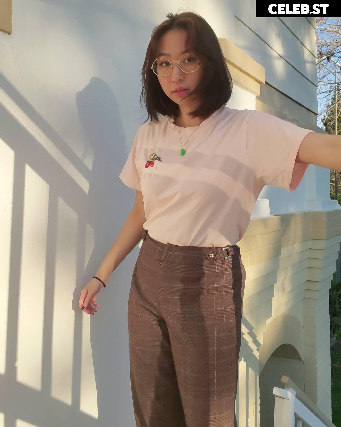 Sophia Phan / EatMyPhannnie / Sophiaphannn Image 22798257