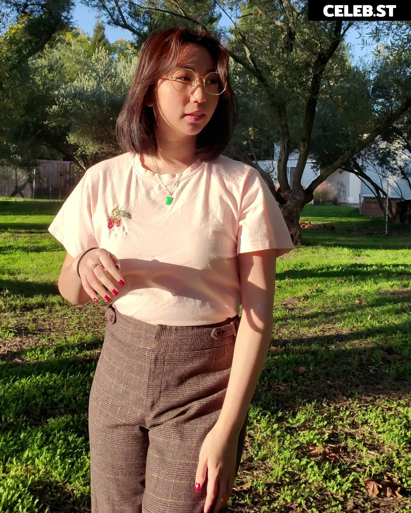Sophia Phan / EatMyPhannnie / Sophiaphannn Image 22798258
