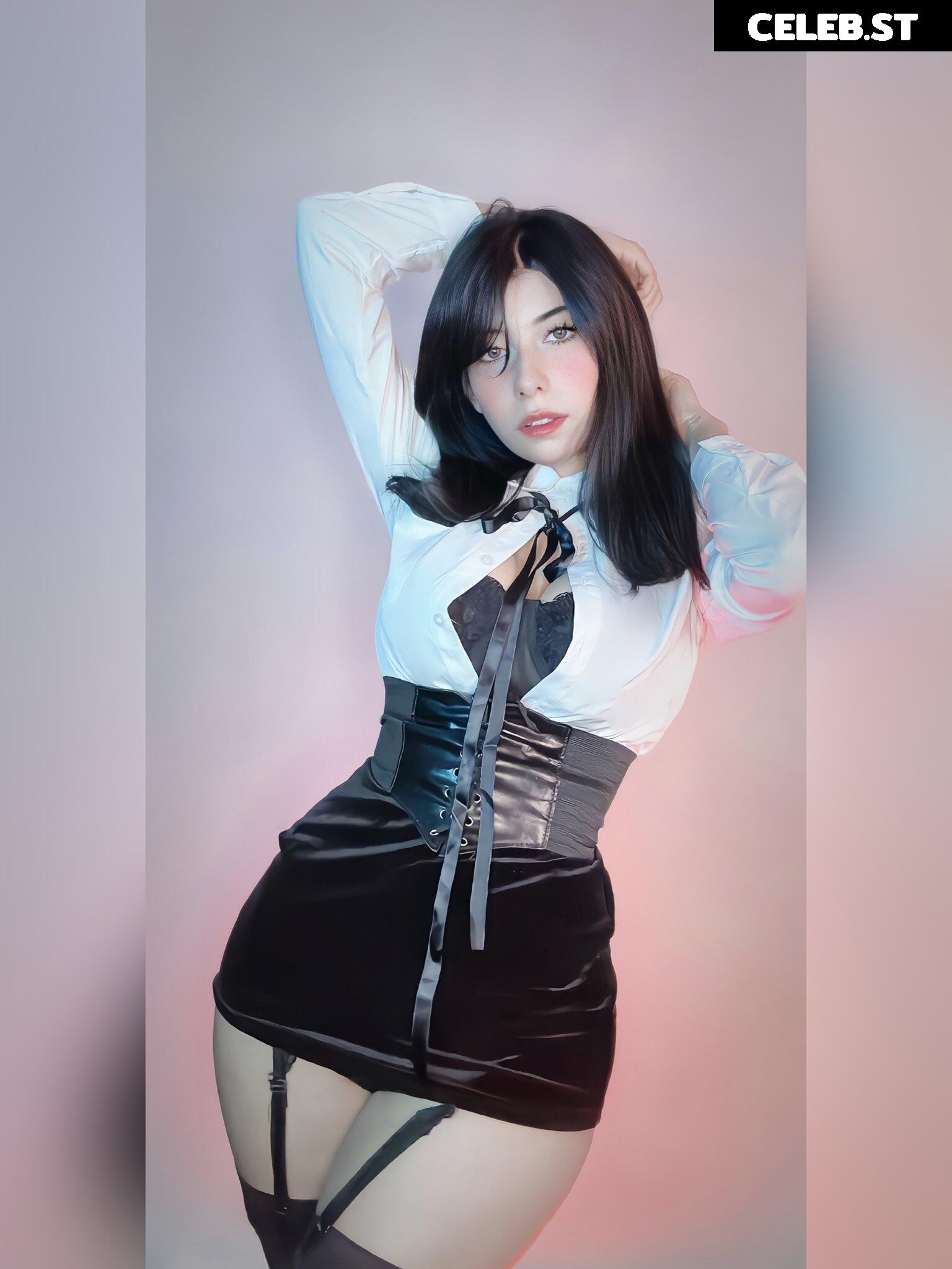 Lilywaifu | lily_waffle Image 22795127