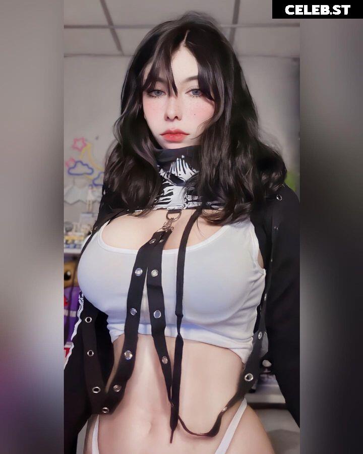 Lilywaifu | lily_waffle Image 22795103