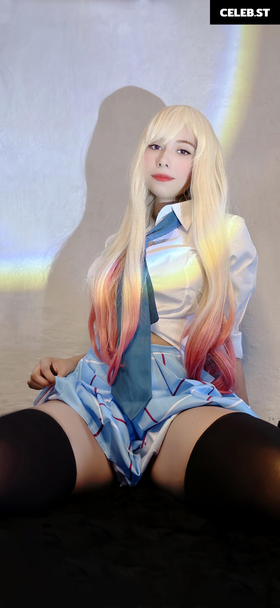 Lilywaifu | lily_waffle Image 22795101