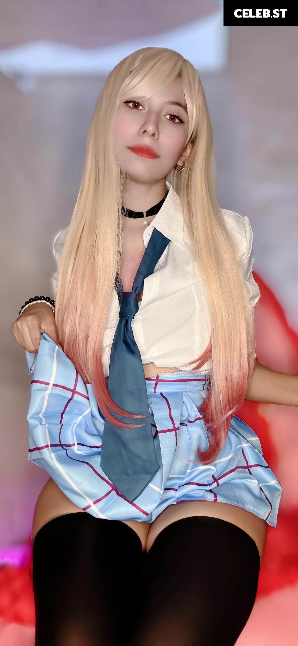 Lilywaifu | lily_waffle Image 22795100