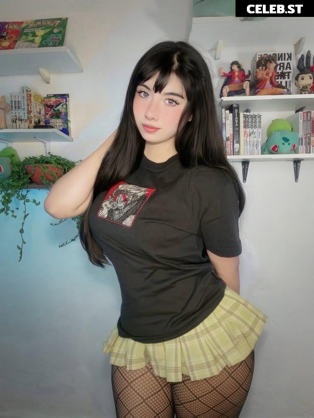 Lilywaifu | lily_waffle Image 22795179