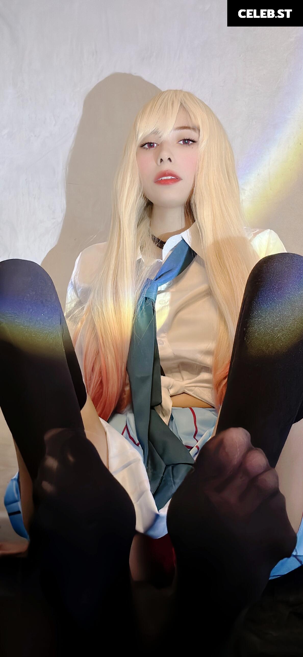 Lilywaifu | lily_waffle Image 22795096